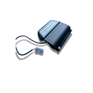 schwarze Umfeldbeleuchtung/Zusatzscheinwerfer mit Plug and Play Verbindung V1 die Seitlich an das Autos oder Geländewagen montiert werden kann und somit genügend Licht zur Seite spendet z.B. bei Outdooraktivitäten oder der Jagd.