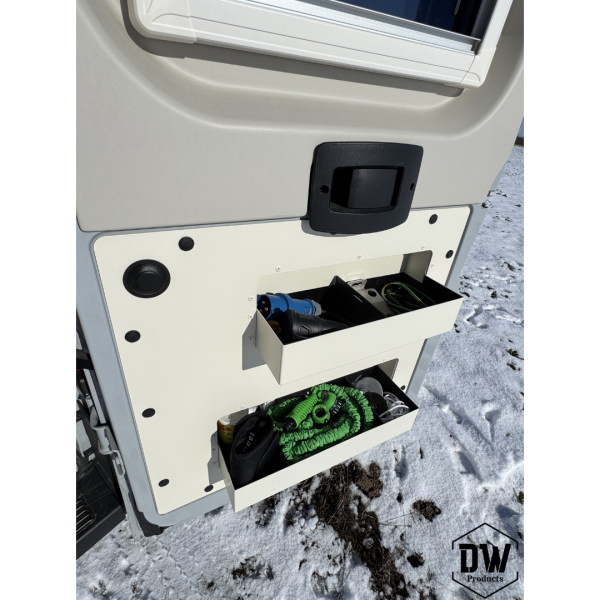 SpaceSaver Travel von DW-Products GmbH für den Camper ,schwarzer Einsatz um Platz zu sparen.