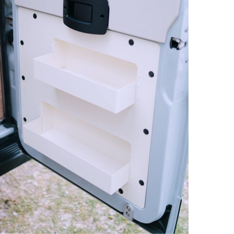 Organizer-Stauraumlösung für die Hecktür, tief mehr Stauraum